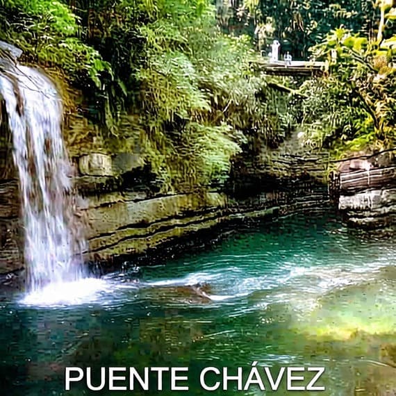 Tours Metro Chanchamayo. Puente Chávez camino al Santuario Nacional Pampa Hermosa, Chanchamayo, (La Selva Central), Región Junín.