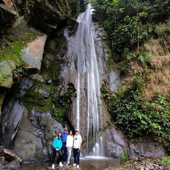 TOURS METRO CHANCHAMAYO. Catarata Balcón de judas. Comunidad Nueva Italia. Provincia Chanchamayo. (La Selva Central). Región Junín. Perú.