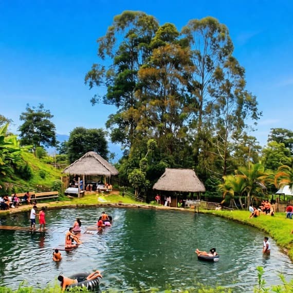 TOURS METRO CHANCHAMAYO. Piscina natural Palmapata. Vitoc, Chanchamayo, La Selva Central.