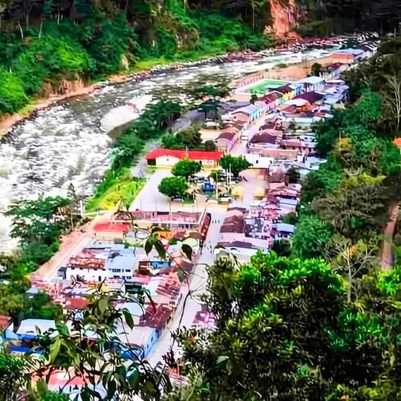 Tours Metro Chanchamayo. Distrito Vitoc, Chanchamayo, La Selva Central